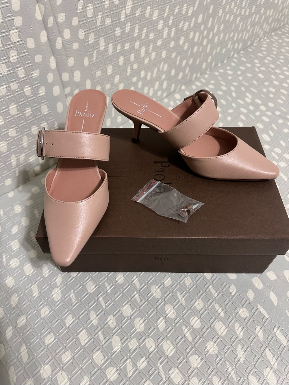 Linea Paolo Pink Pointed-Toe Mule Heels